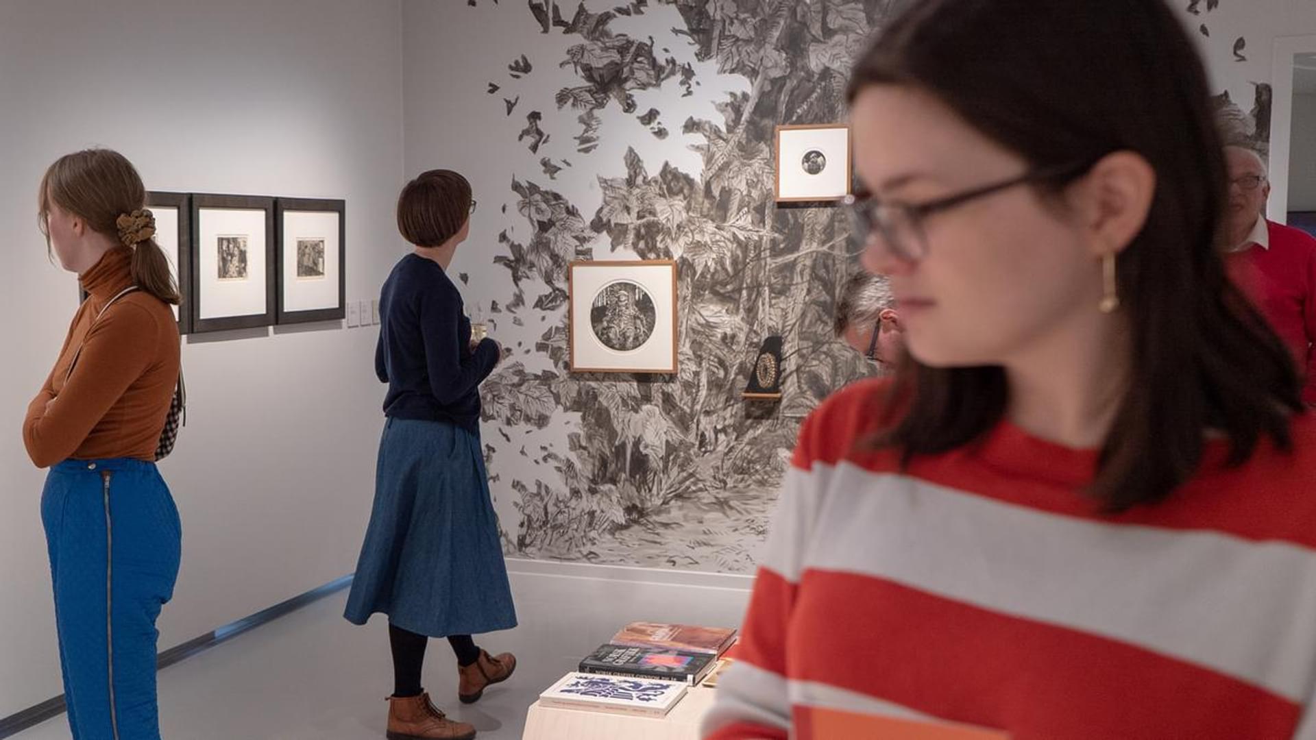 "Avtrykk – Norske Grafikere 100 år", foto: Nordnorsk Kunstmuseum | Kjetil Rydland